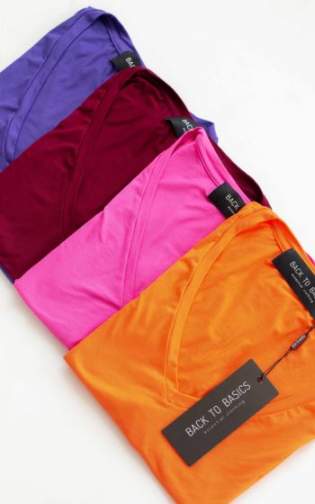 T-shirt max V cores diversas