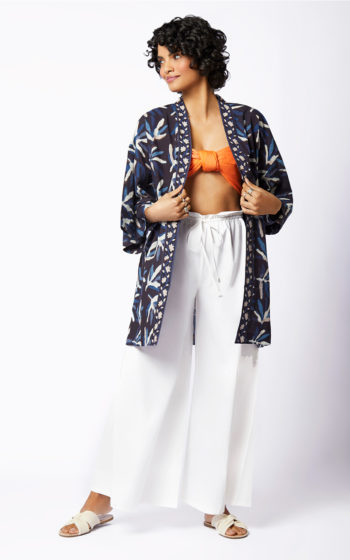 KUNDALINI_Kimono-curto-Feullies-frente