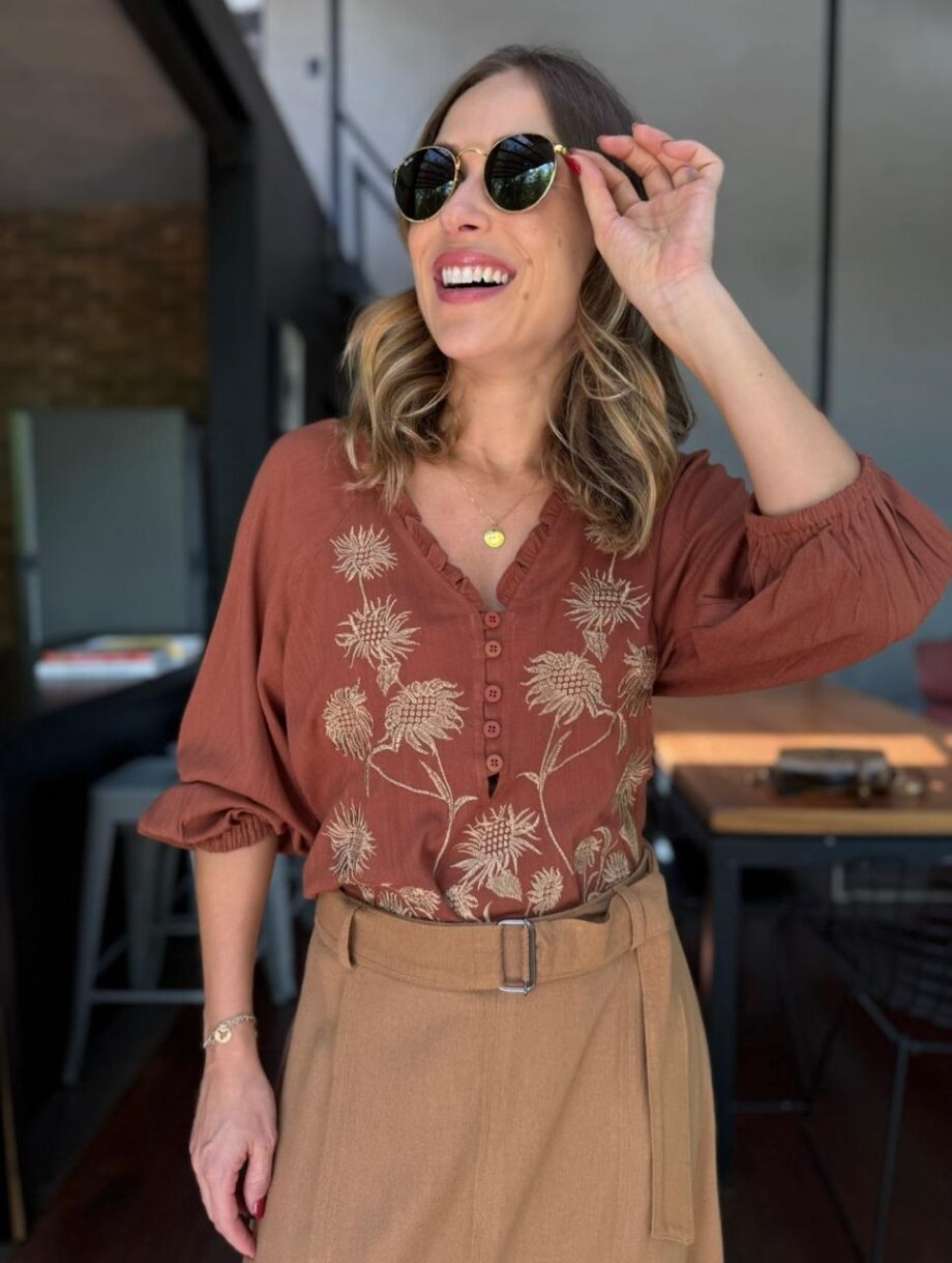 Bata Bordada Girassol